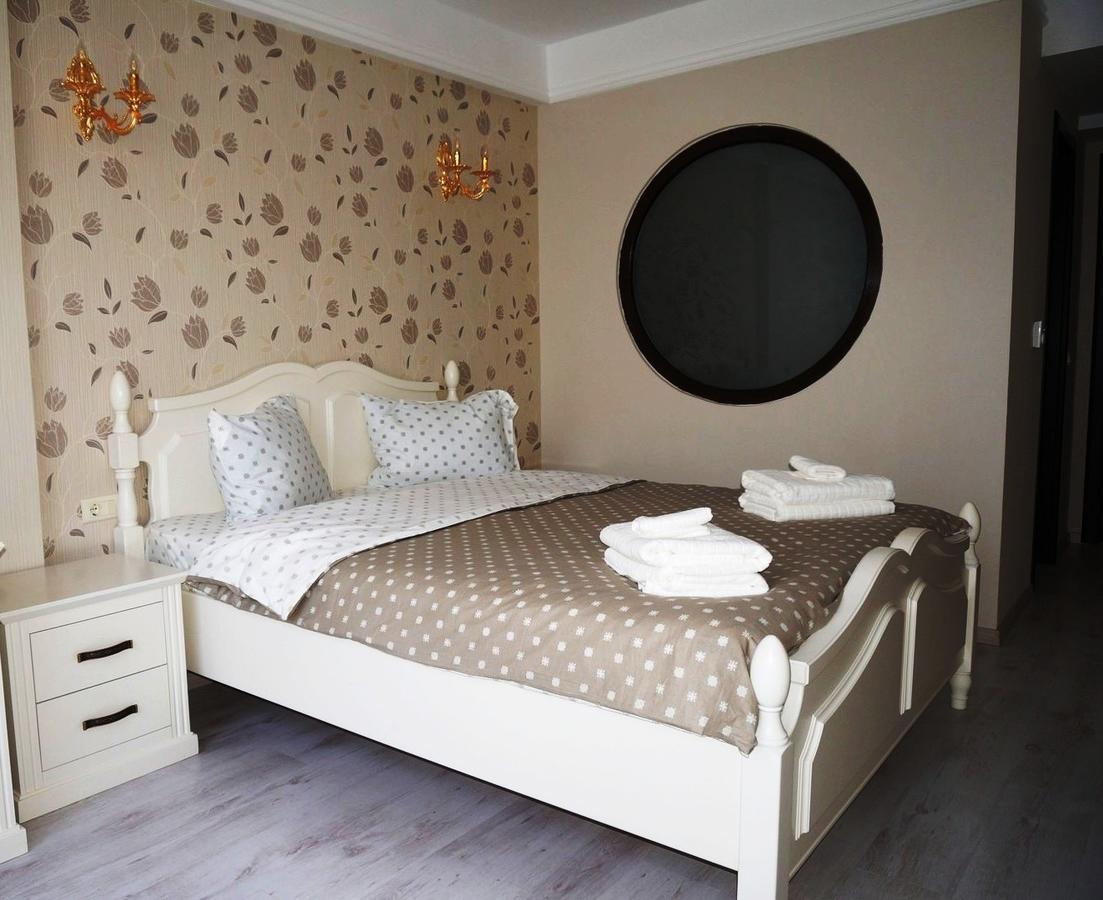Romantic Boutique Focsani Luaran gambar