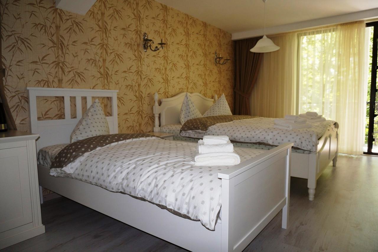 Romantic Boutique Focsani Luaran gambar