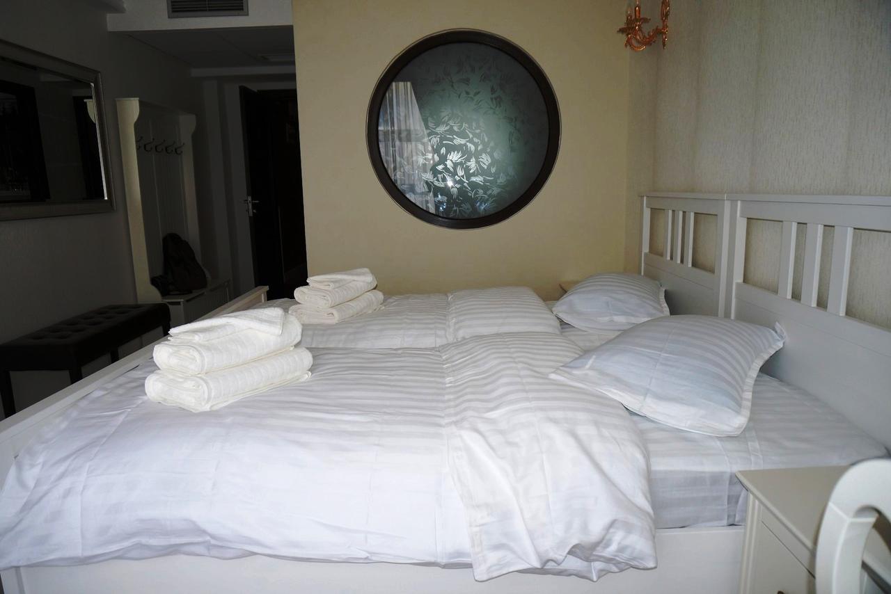 Romantic Boutique Focsani Luaran gambar