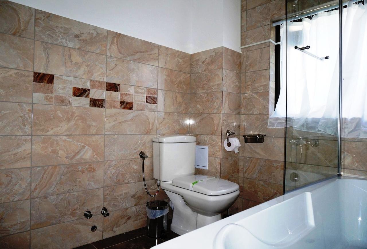 Romantic Boutique Focsani Luaran gambar