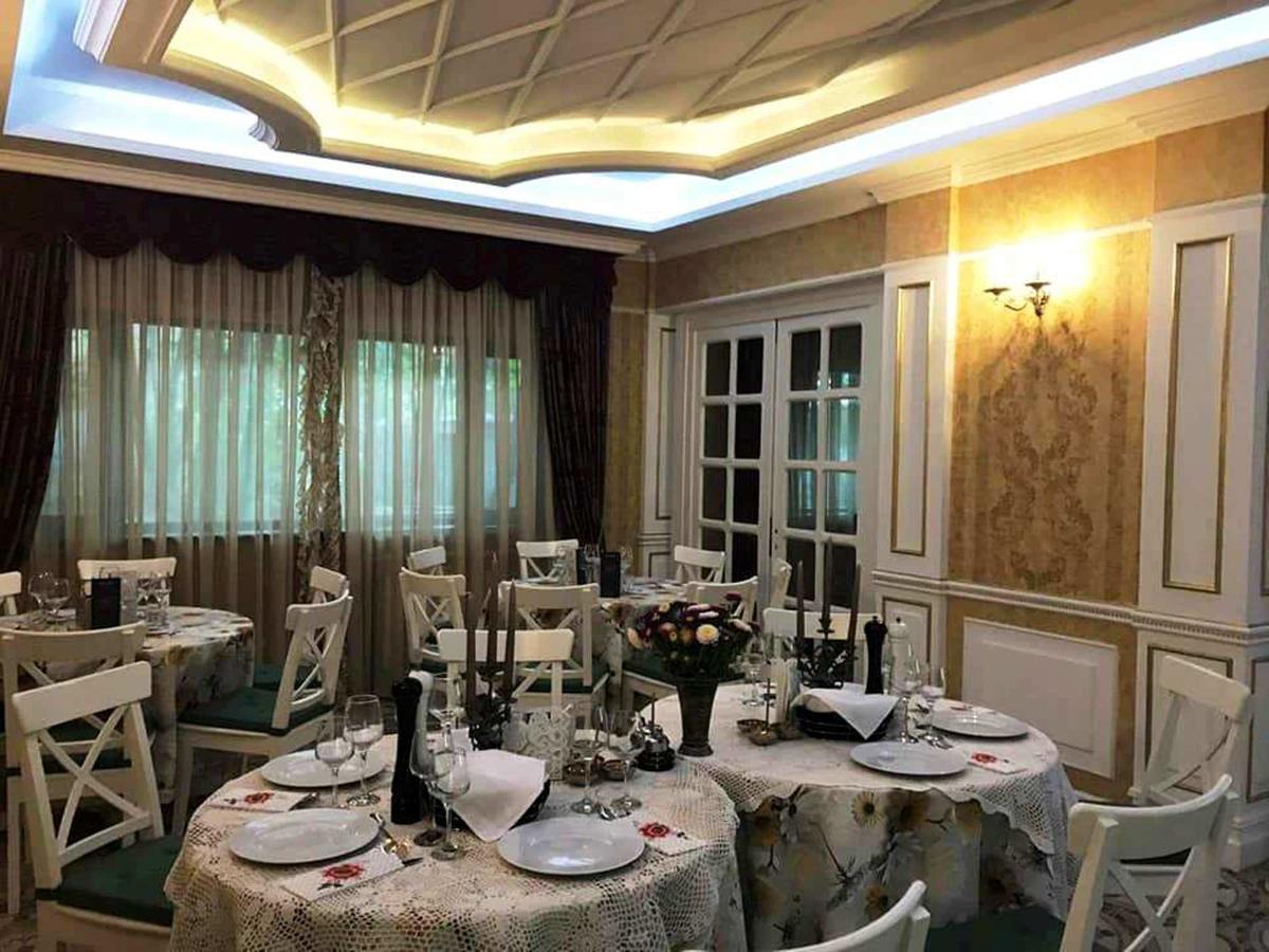 Romantic Boutique Focsani Luaran gambar